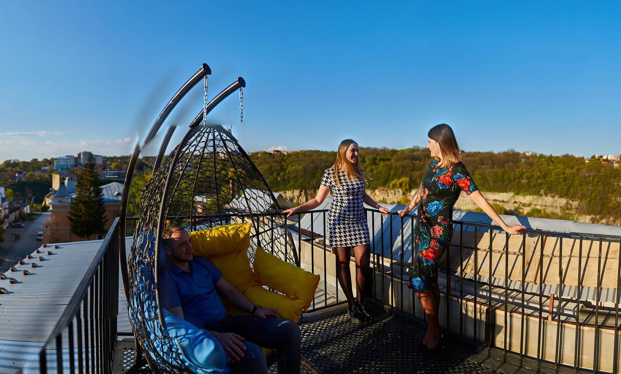 Panorama Apart-Hotel Kamjanets-Podilskyj Exteriör bild